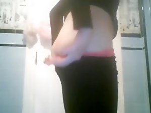 Fat Booty Trans-Girl's New Yoga Pants Are Hard To Get On